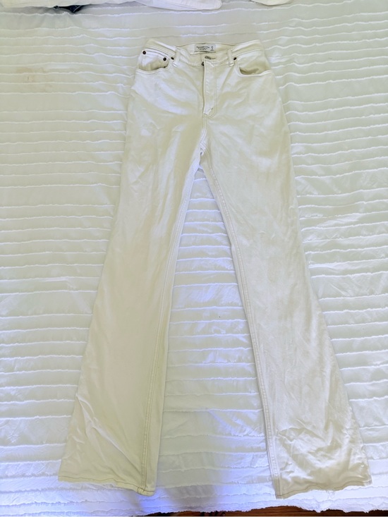 Abercrombie & Fitch Denim - Abercrombie & Fitch 70s Vintage Flare Ultra High-Rise Jeans Size 27 Long